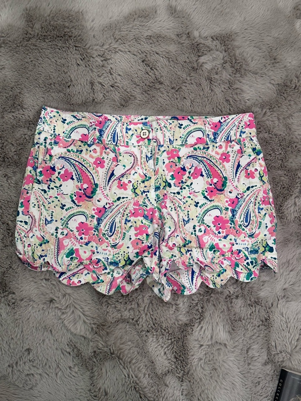 crown & ivy Pink Floral Paisley Scallop Hem High Waist Shorts